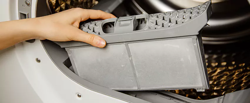 Signs Of A Clogged Dryer Lint Trap in Orangevale, California